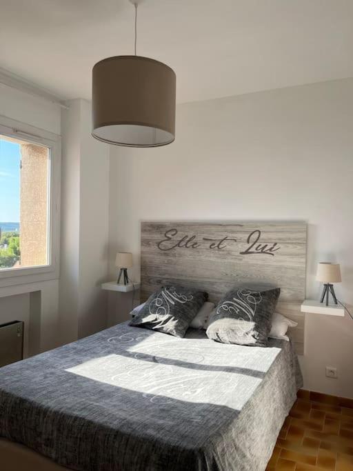 Appartement Proche Aeroport Marseille Marignane - Studio Confortable - Logement Ideal - Hebergement Tout Equipe 로냑 외부 사진